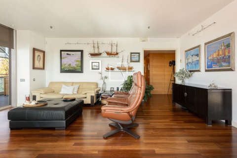 Купить квартиру в Барселона, Испания с 3 спальни, 130м², № 9116 - фото 22