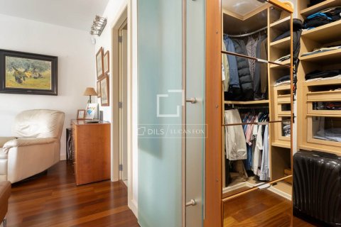 Купить квартиру в Барселона, Испания с 3 спальни, 130м², № 9116 - фото 30