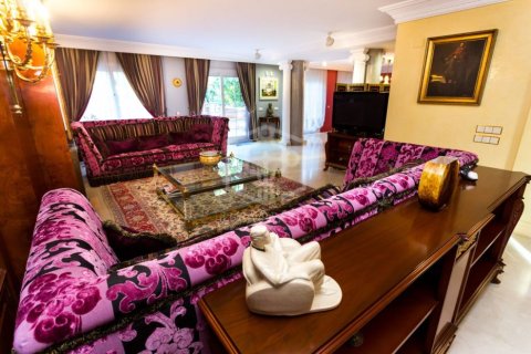 6 bedrooms townhouse for sale in Gava, Barcelona, Catalonia, Spain № 9067 - photo 6