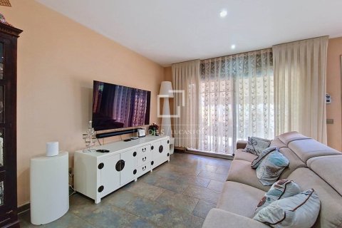 3 bedrooms villa for sale in Cubelles, Barcelona, Catalonia, Spain № 9111 - photo 19