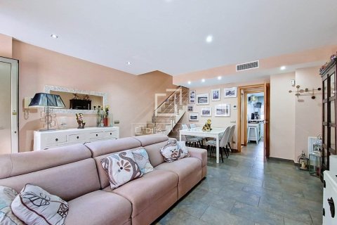 3 bedrooms villa for sale in Cubelles, Barcelona, Catalonia, Spain № 9111 - photo 21