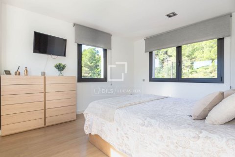 4 bedrooms villa for sale in Esplugues de Llobregat, Barcelona, Catalonia, Spain № 9172 - photo 30