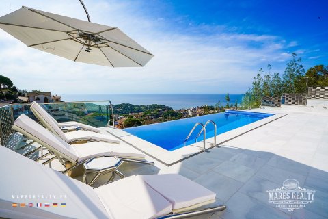 3 chambres villa à vendre à Lloret de Mar, Girona, Catalonia, Spain № 958