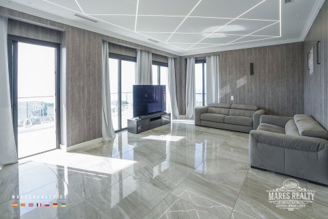 3 bedrooms villa for sale in Lloret de Mar, Girona, Catalonia, Spain № 958 - photo 4