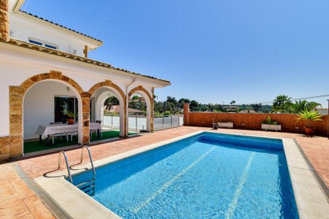 5 bedrooms villa for sale in Lloret de Mar, Girona, Catalonia, Spain № 9191 - photo 4