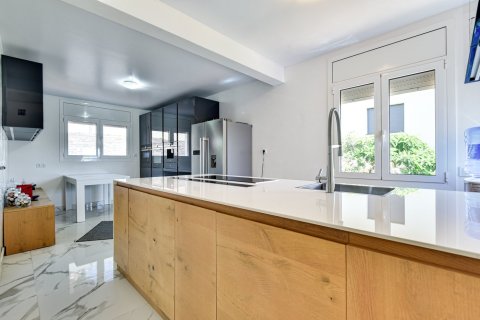 5 bedrooms villa for sale in Lloret de Mar, Girona, Catalonia, Spain № 9191 - photo 14