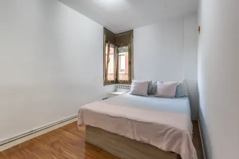 Apartamento de 3 dormitorios en venta en Sant Joan Despí, Barcelona, Cataluña, Spain № 9178 - foto 21