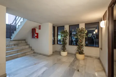 Apartamento de 3 dormitorios en venta en Sant Joan Despí, Barcelona, Cataluña, Spain № 9178 - foto 26
