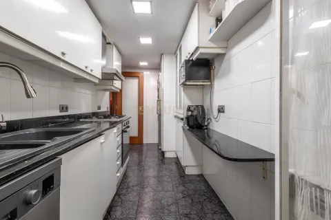 Apartamento de 3 dormitorios en venta en Sant Joan Despí, Barcelona, Cataluña, Spain № 9178 - foto 9