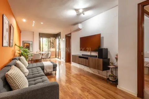 Apartamento de 3 dormitorios en venta en Sant Joan Despí, Barcelona, Cataluña, Spain № 9178 - foto 3
