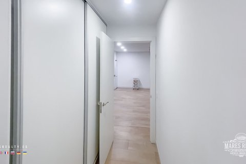 15 rooms commercial property for sale in Lloret de Mar, Girona, Catalonia, Spain № 956 - photo 8