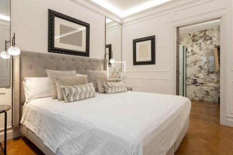 Купить квартиру в Барселона, Испания с 3 спальни, 250м², № 9152 - фото 25