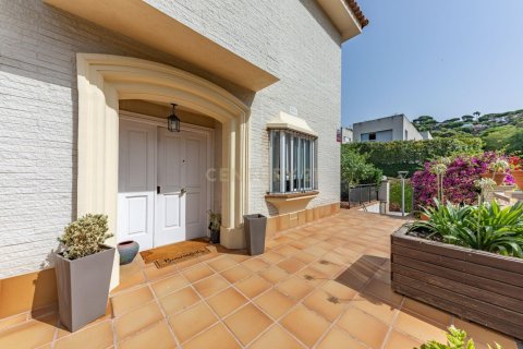 4 bedrooms house for sale in Cabrils, Barcelona, Catalonia, Spain № 9083 - photo 7