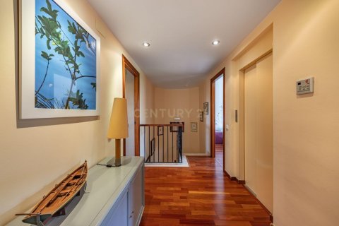 4 bedrooms house for sale in Cabrils, Barcelona, Catalonia, Spain № 9083 - photo 22