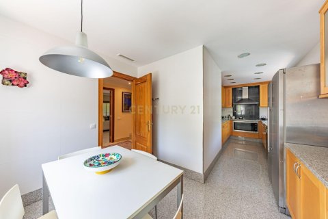 4 bedrooms house for sale in Cabrils, Barcelona, Catalonia, Spain № 9083 - photo 11