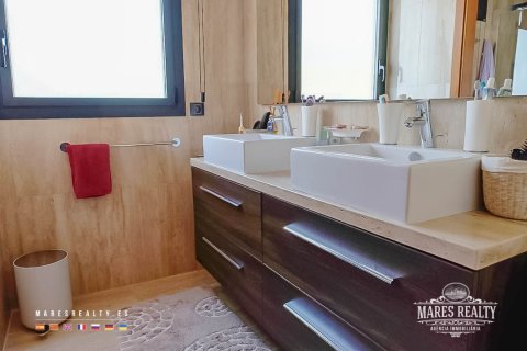 5 bedrooms villa for sale in Lloret de Mar, Girona, Catalonia, Spain № 992 - photo 19