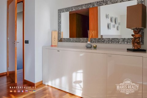 5 bedrooms villa for sale in Lloret de Mar, Girona, Catalonia, Spain № 992 - photo 13