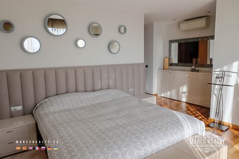5 bedrooms villa for sale in Lloret de Mar, Girona, Catalonia, Spain № 992 - photo 12