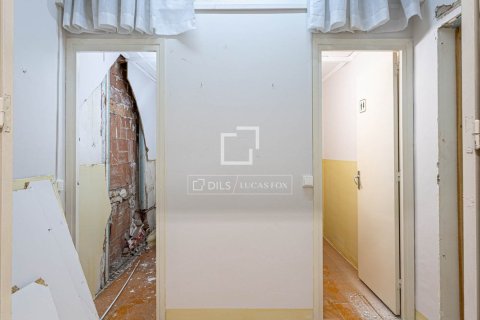 Apartamento de 3 dormitorios en venta en Barcelona, Cataluña, Spain № 9102 - foto 13