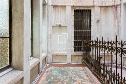 Apartamento de 3 dormitorios en venta en Barcelona, Cataluña, Spain № 9102 - foto 26