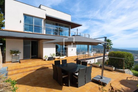 3 bedrooms villa for sale in Alella, Barcelona, Catalonia, Spain № 9153 - photo 2