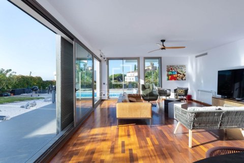 Купить виллу в Аренис де Мар, Испания с 4 спальни, 311м², № 9156 - фото 7