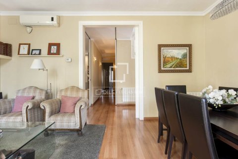 4 bedrooms apartment for sale in Barcelona, Catalonia, Spain № 9214 - photo 5
