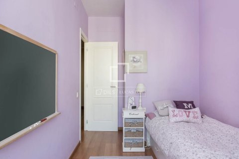 4 bedrooms apartment for sale in Barcelona, Catalonia, Spain № 9214 - photo 22