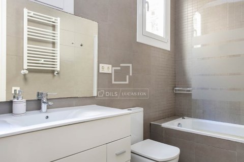 4 bedrooms apartment for sale in Barcelona, Catalonia, Spain № 9214 - photo 13