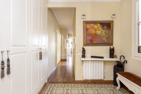 4 bedrooms apartment for sale in Barcelona, Catalonia, Spain № 9214 - photo 11