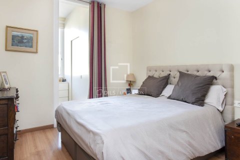 4 bedrooms apartment for sale in Barcelona, Catalonia, Spain № 9214 - photo 16