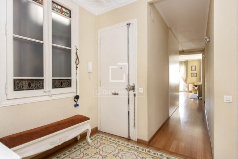 4 bedrooms apartment for sale in Barcelona, Catalonia, Spain № 9214 - photo 12