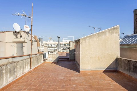4 bedrooms apartment for sale in Barcelona, Catalonia, Spain № 9214 - photo 25