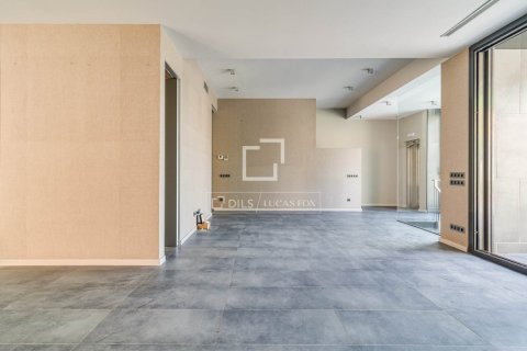 3 bedrooms villa for sale in Barcelona, Catalonia, Spain № 9096 - photo 16