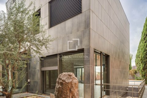 3 bedrooms villa for sale in Barcelona, Catalonia, Spain № 9096 - photo 7