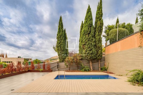 3 bedrooms villa for sale in Barcelona, Catalonia, Spain № 9096 - photo 3