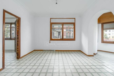 4 bedrooms apartment for sale in Barcelona, Catalonia, Spain № 9093