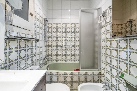 4 bedrooms apartment for sale in Barcelona, Catalonia, Spain № 9093 - photo 16