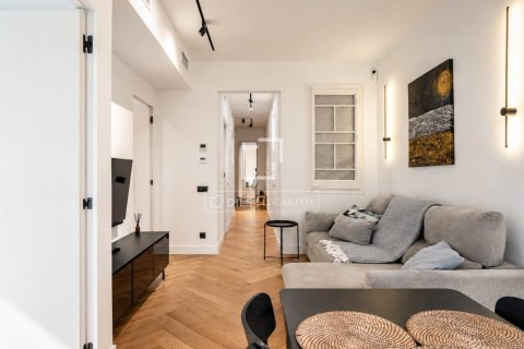 2 chambres apartment à vendre à Barcelona, Catalonia, Spain № 9256 - photo 3