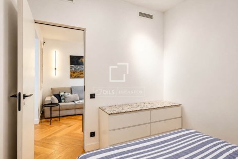 2 chambres apartment à vendre à Barcelona, Catalonia, Spain № 9256 - photo 22