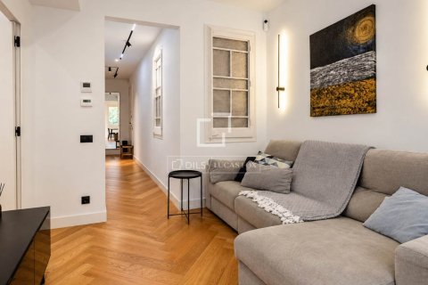 2 chambres apartment à vendre à Barcelona, Catalonia, Spain № 9256 - photo 5