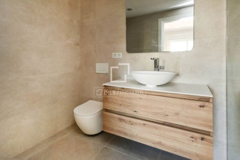 Купить виллу в Кастельдефельс, Испания с 5 спален, 302м², № 9260 - фото 10