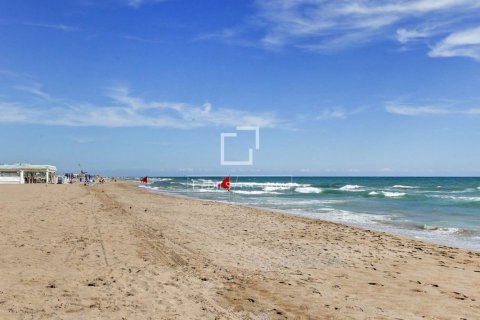 Купить виллу в Кастельдефельс, Испания с 5 спален, 302м², № 9260 - фото 19