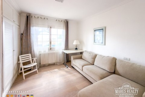 Villa de 5 dormitorios en venta en Lloret de Mar, Gerona, Cataluña, Spain № 7627 - foto 13