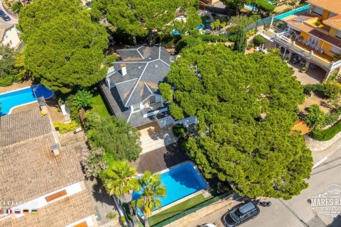 Villa de 5 dormitorios en venta en Lloret de Mar, Gerona, Cataluña, Spain № 7627 - foto 3