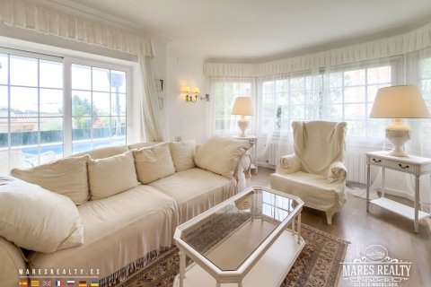 Villa de 5 dormitorios en venta en Lloret de Mar, Gerona, Cataluña, Spain № 7627 - foto 12