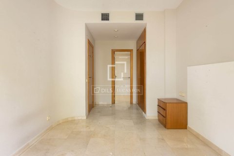 2 bedrooms apartment for sale in Barcelona, Catalonia, Spain № 9106 - photo 24
