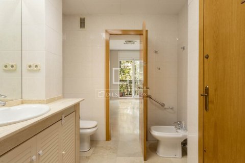 2 bedrooms apartment for sale in Barcelona, Catalonia, Spain № 9106 - photo 23
