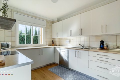 5 bedrooms villa for sale in Lloret de Mar, Girona, Catalonia, Spain № 1004 - photo 3