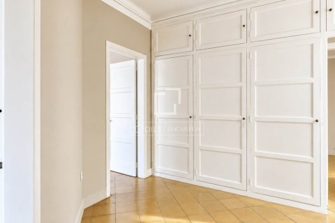 Купить квартиру в Барселона, Испания с 3 спальни, 102м², № 9258 - фото 16